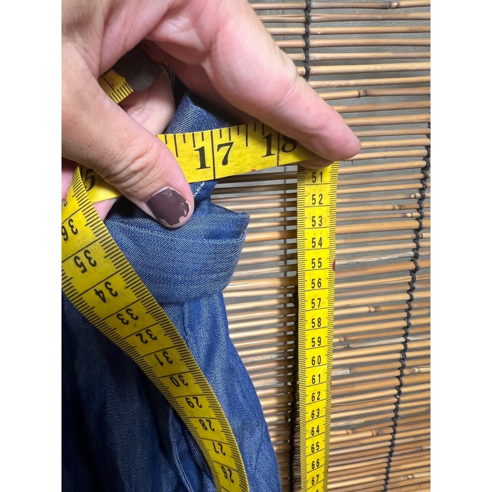 On 34th Blue Chambray Paperbag Waist Tie Front Shorts Large L High Rise Cuffed - Picture 5 of 6